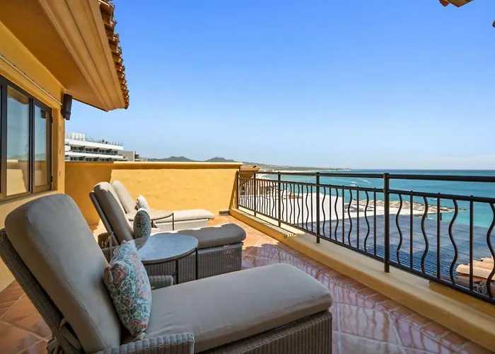 Holiday home 4bd 2-level Penthouse 5-star Beachfront Paradise. Cabo San Lucas