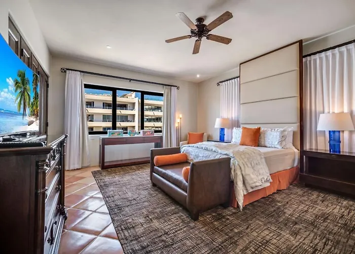 4bd 2-level Penthouse 5-star Beachfront Paradise. Cabo San Lucas