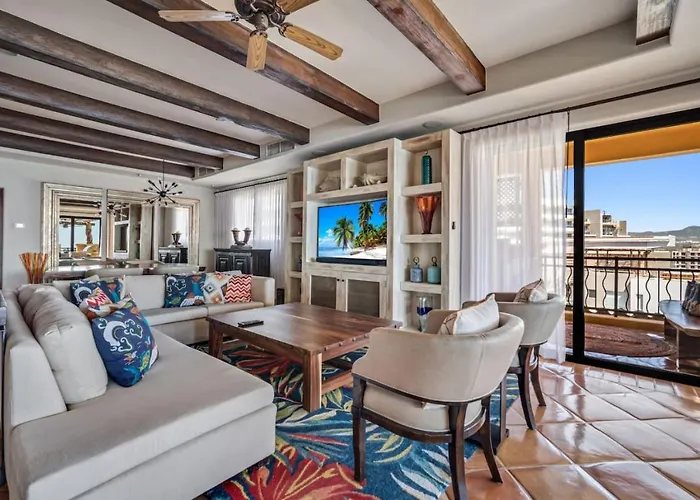Holiday home 4bd 2-level Penthouse 5-star Beachfront Paradise. Cabo San Lucas